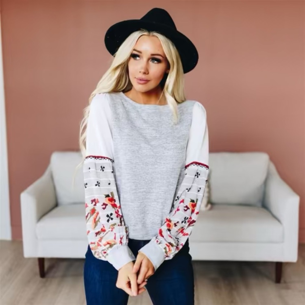 Pattern sleeve top
